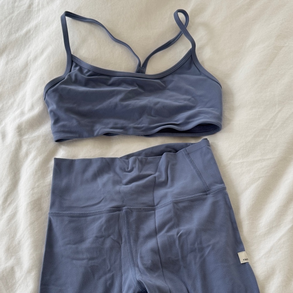 Vuori Slate Blue Seamless Sports Bra and High-Waist Leggings Set